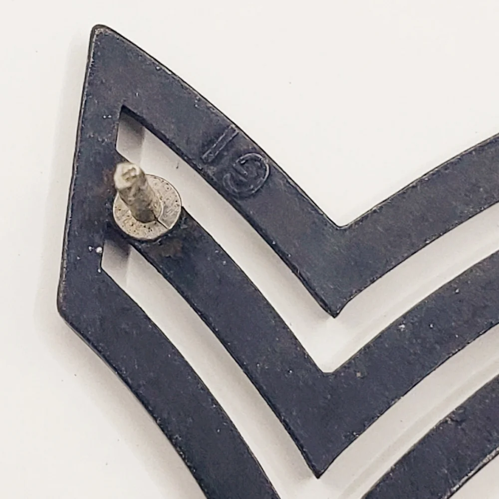 US Army/Marines E-5 Chevron Collar Insignia  Tack Pin